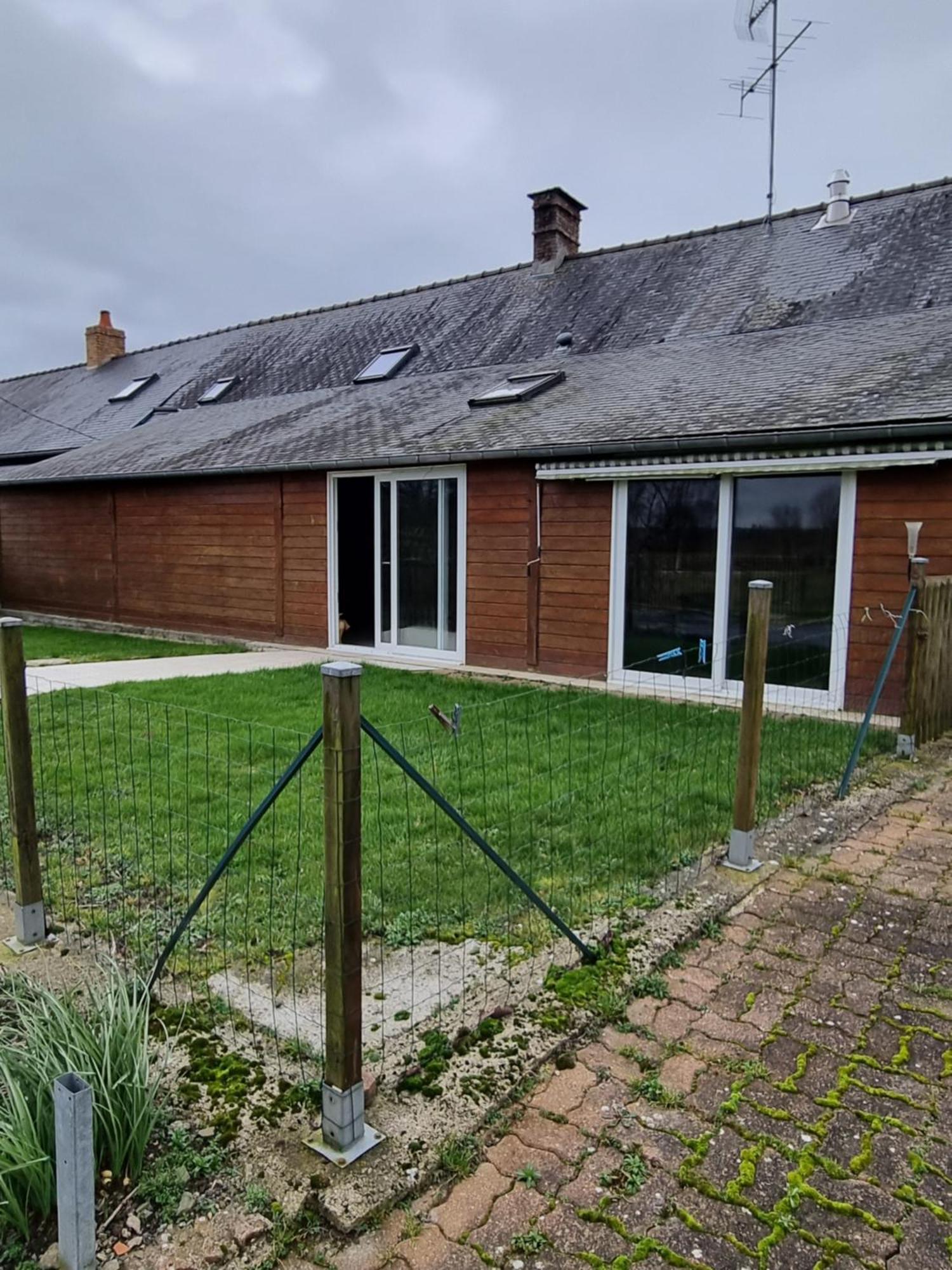 Maison De Famille Pre-en-Pail-Saint-Samson Exterior foto